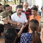 सीमाद्वार में जलभराव पर डीएम सख्त, 24 घंटे में सफाई और डिवाटरिंग के निर्देश.. .